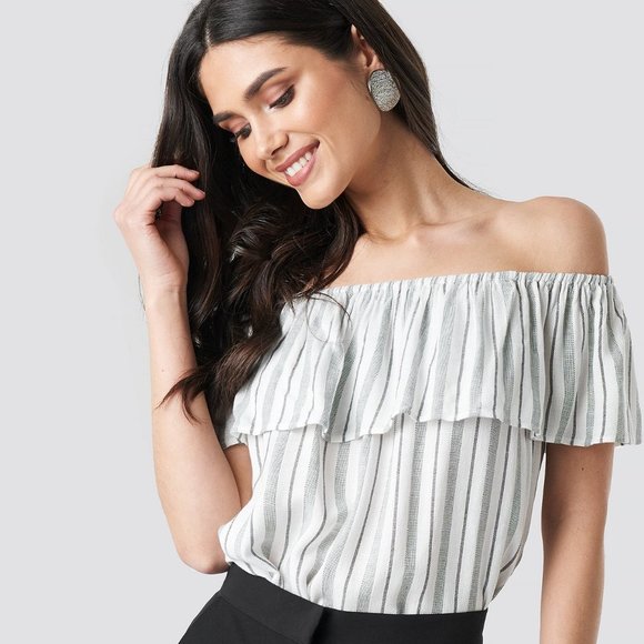 Anthropologie Tops - NWT Anthropologie Off the Shoulder Gauze Top M